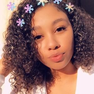 Meet your Posher, Kyra